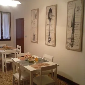 Da Marinella , Venezia Italia
