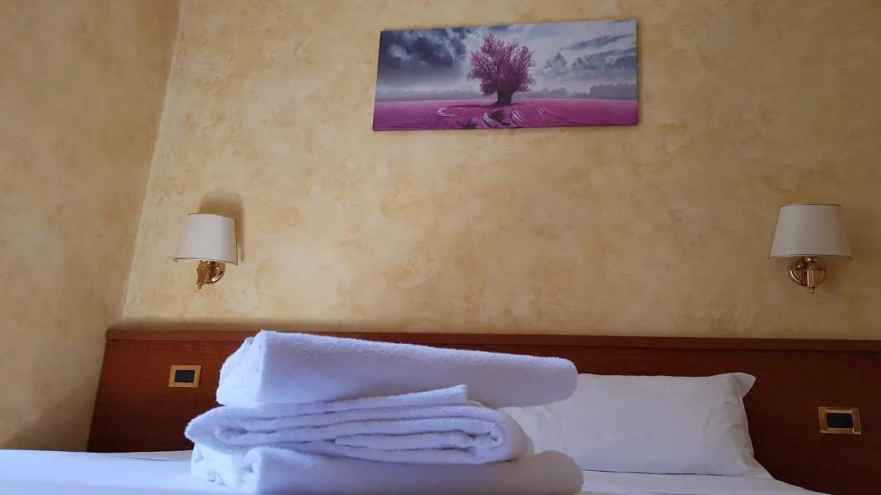 Rainbow Guest House Rzym
